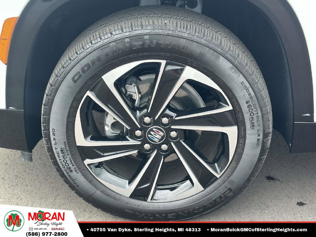 Certified 2026 Buick Enclave Sport Touring FWD image 8