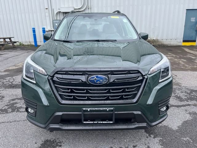 Used 2024 Subaru Forester Premium AWD/4WD image 11