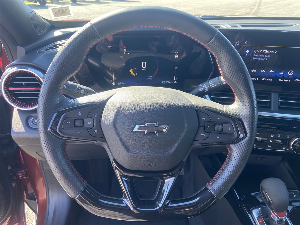 Certified 2024 Chevrolet Trax RS image 11