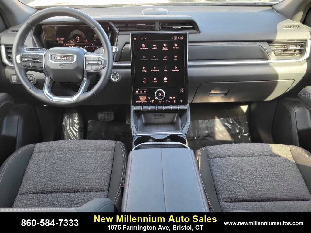 Used 2025 GMC Terrain Elevation image 12