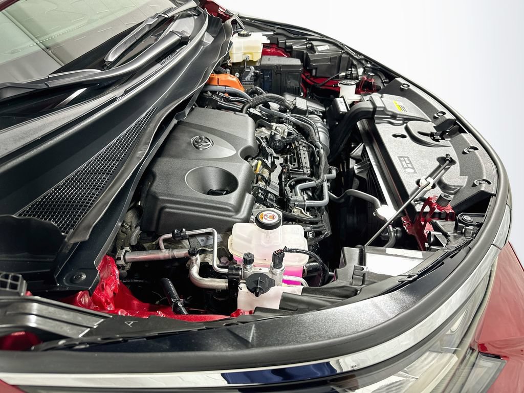 Used 2023 Toyota Sienna XLE AWD/4WD image 23