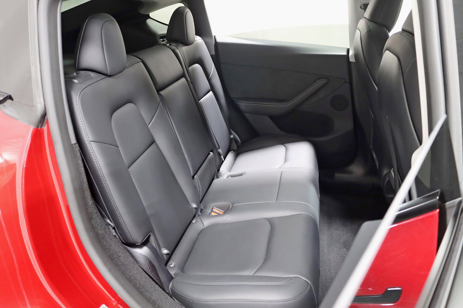 Used 2025 Tesla Model Y Long Range image 30