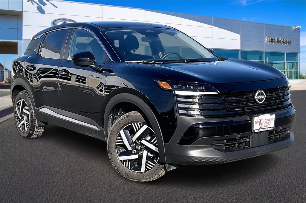 Used 2025 Nissan Kicks SV image 10