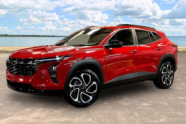 New 2026 Chevrolet Trax RS w/ Driver Confidence Package image 2