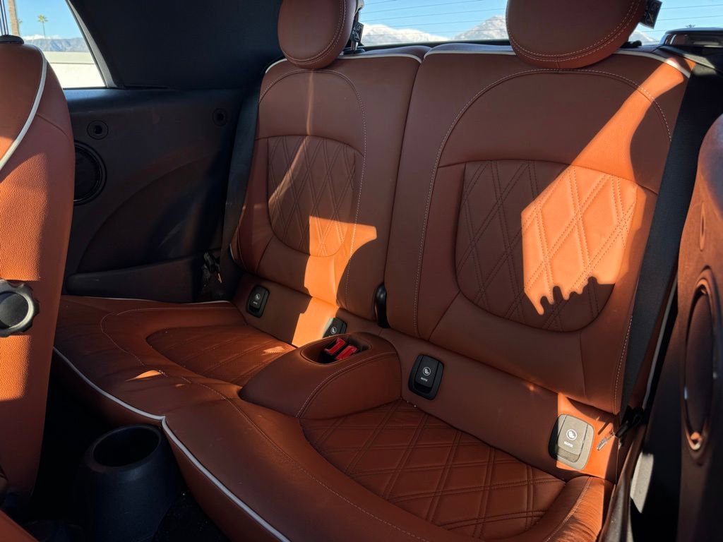 Used 2023 MINI Cooper S w/ Signature Upholstery Package image 4