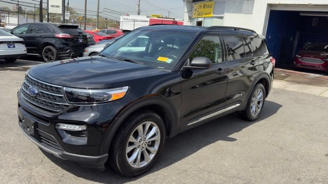 Certified 2023 Ford Explorer XLT w/ Equipment Group 202A