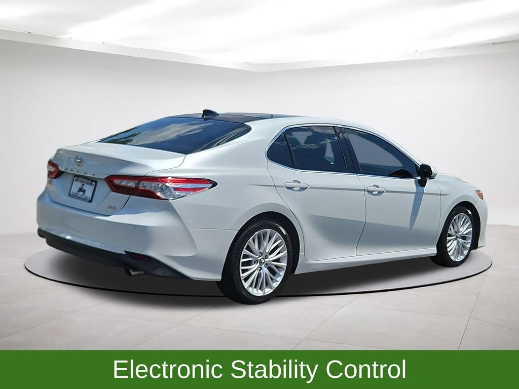Used 2018 Toyota Camry XLE w/ Audio Package FWD image 7