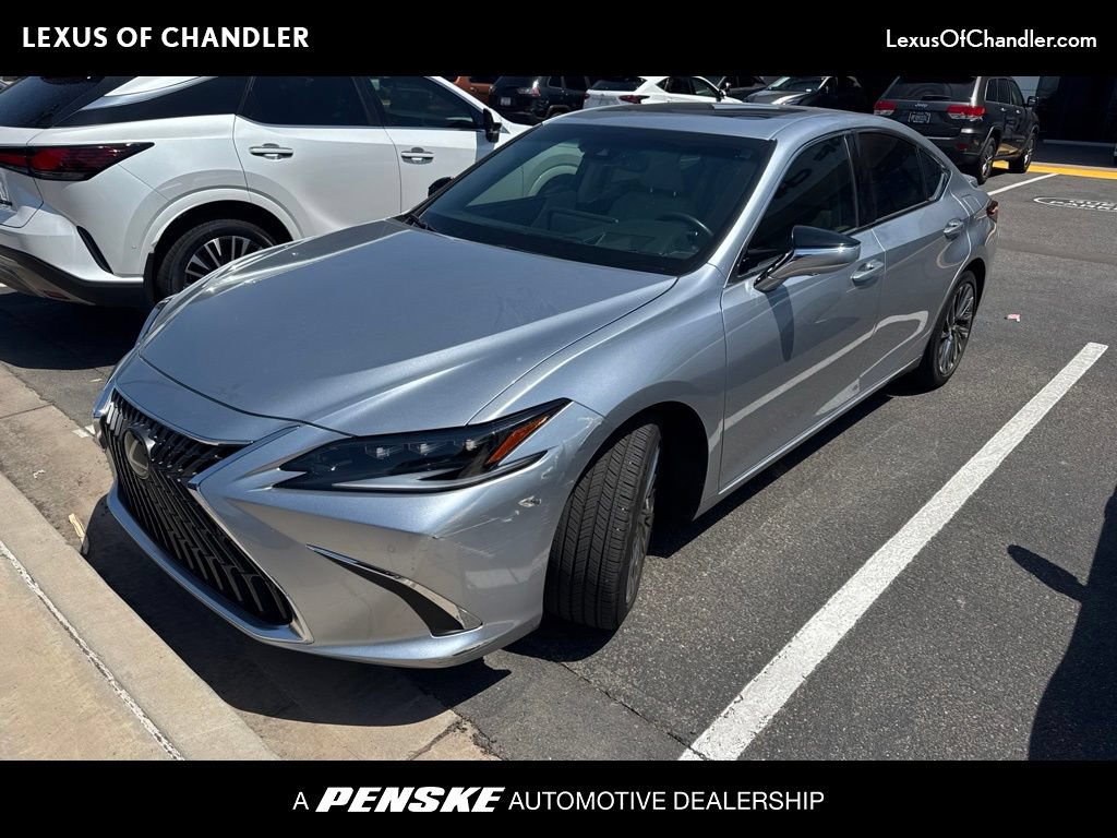 Used 2024 Lexus ES 300h w/ Accessory Package (Z1)