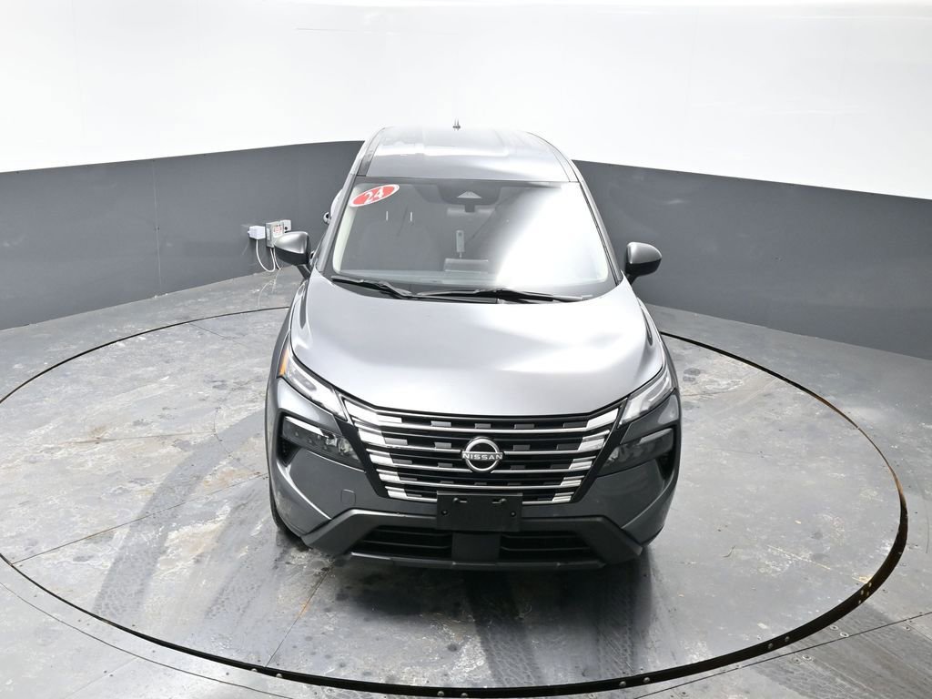 Used 2024 Nissan Rogue S image 43