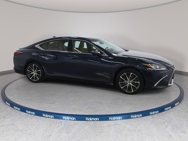 Used 2022 Lexus ES 350 w/ Premium Package image 5