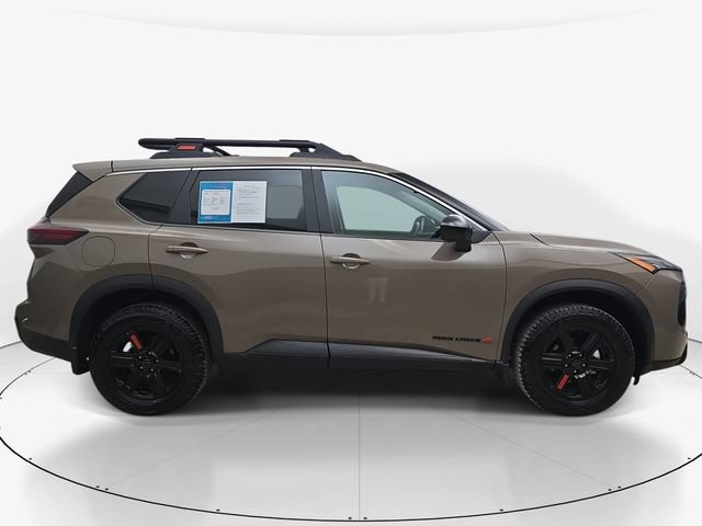 Used 2025 Nissan Rogue SV AWD/4WD image 5