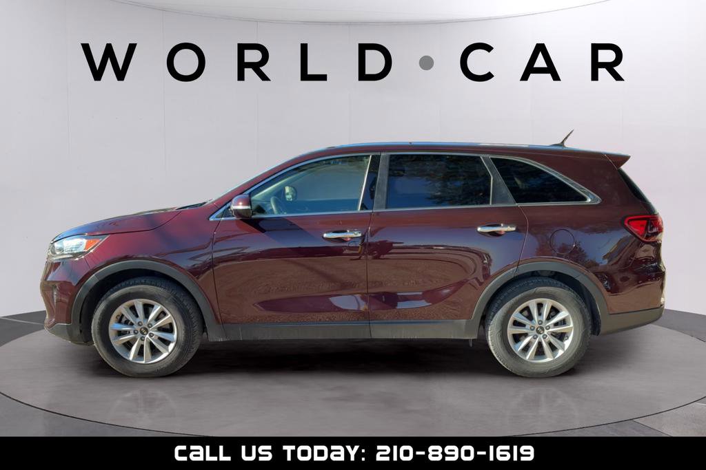 Used 2019 Kia Sorento FWD image 4