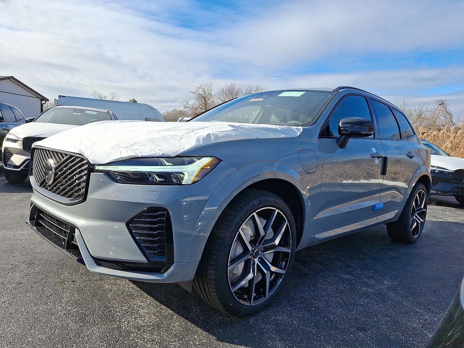 New 2026 Volvo XC60 T8 Polestar w/ Protection Package image 2