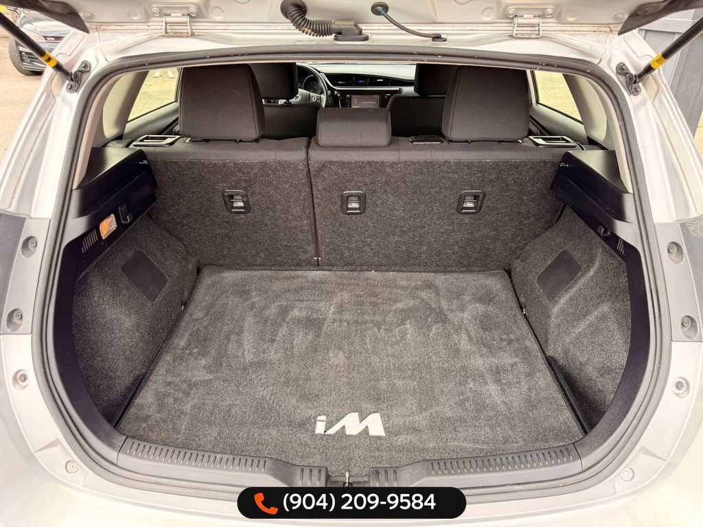 Used 2018 Toyota Corolla iM w/ Carpet Mat Package (TMS) image 27