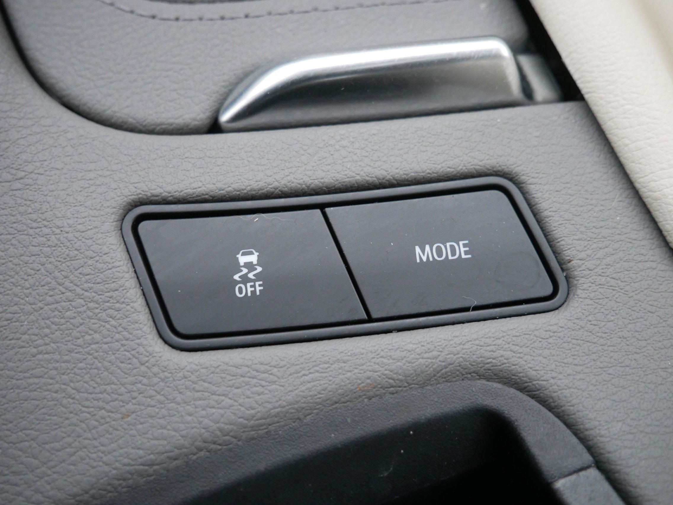 Used 2023 Cadillac XT6 Premium Luxury w/ Technology Package image 36