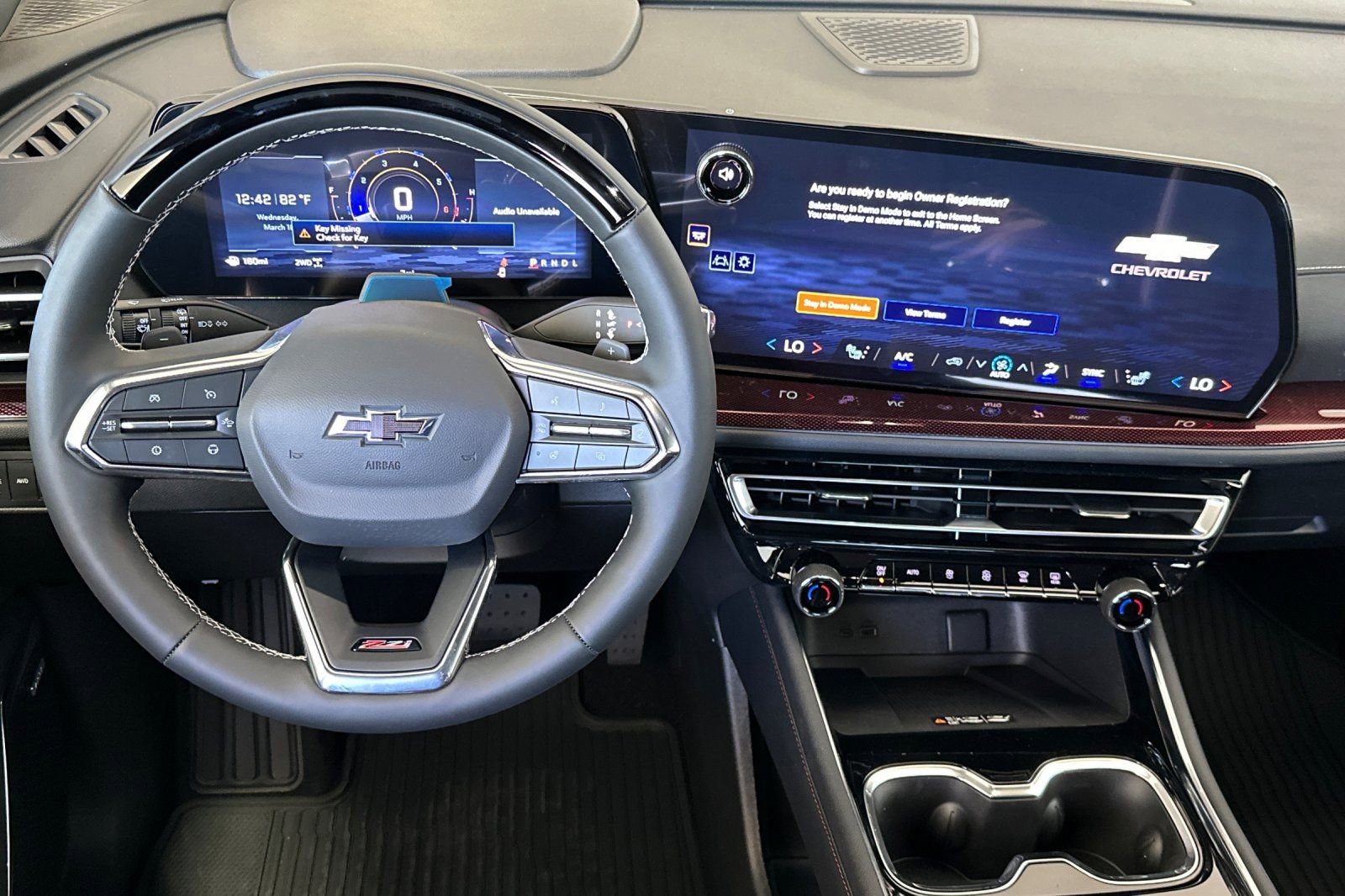 New 2026 Chevrolet Traverse Z71 w/ Enhanced Driving Package image 16