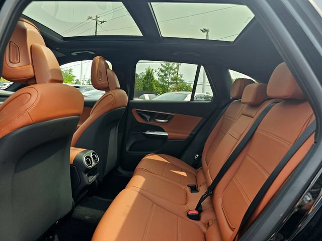 New 2027 Mercedes-Benz GLC 300 4MATIC image 23