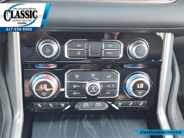 Used 2021 GMC Yukon Denali w/ Denali Premium Package image 19