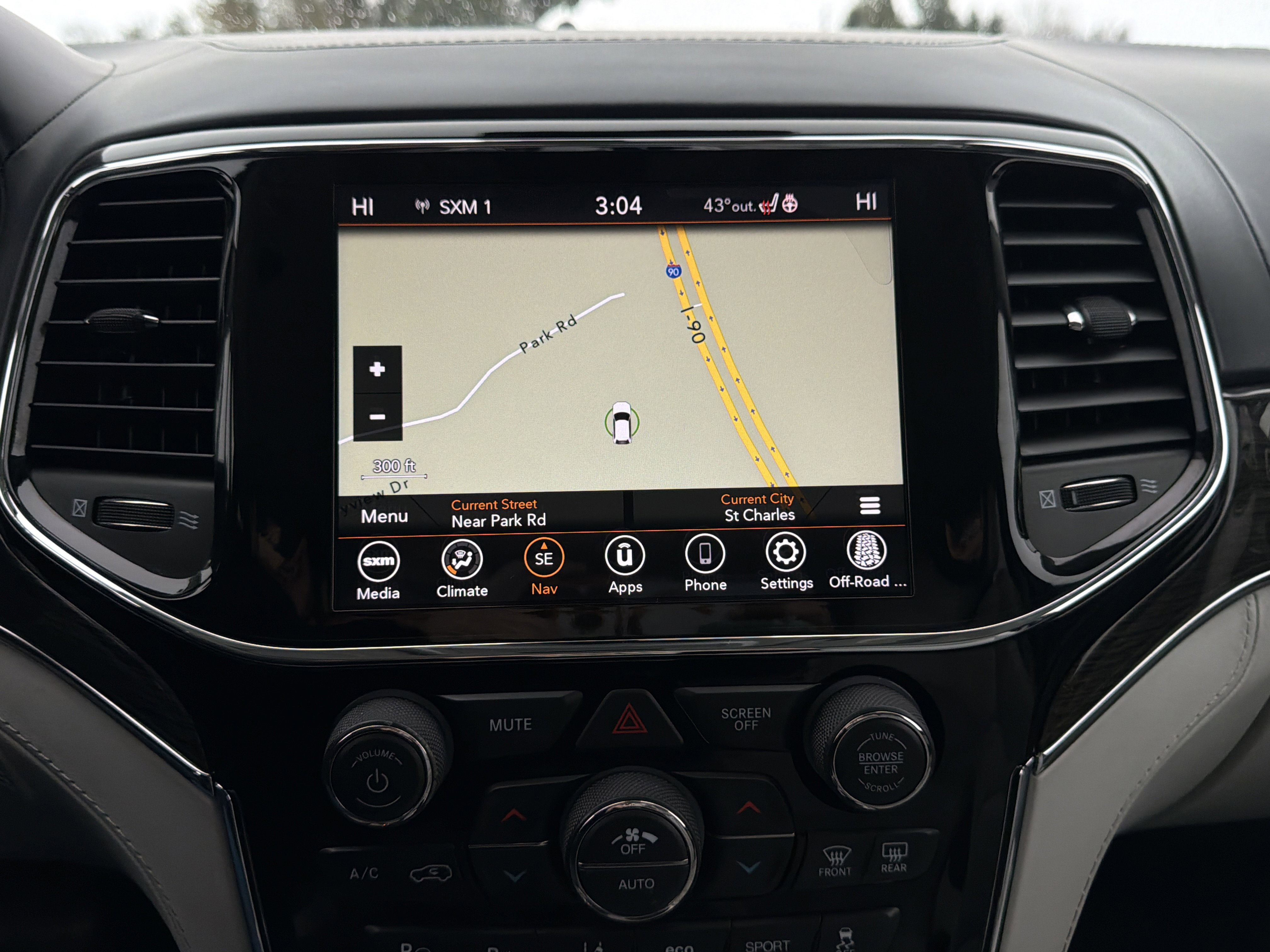 Used 2020 Jeep Grand Cherokee Summit image 8