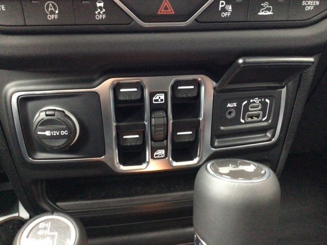 New 2025 Jeep Wrangler Sahara w/ Safety Group image 12