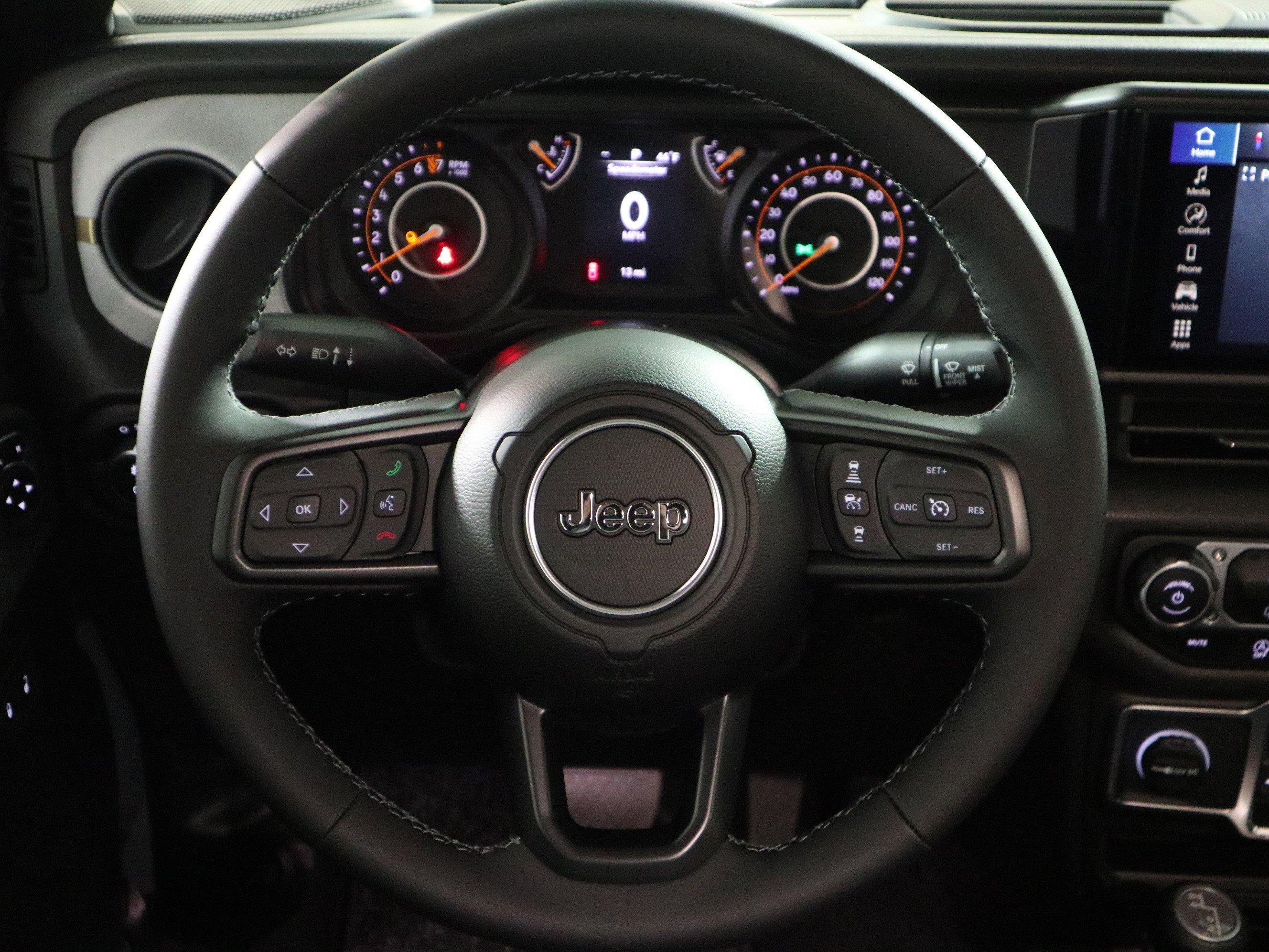 New 2026 Jeep Gladiator Sport AWD/4WD image 17
