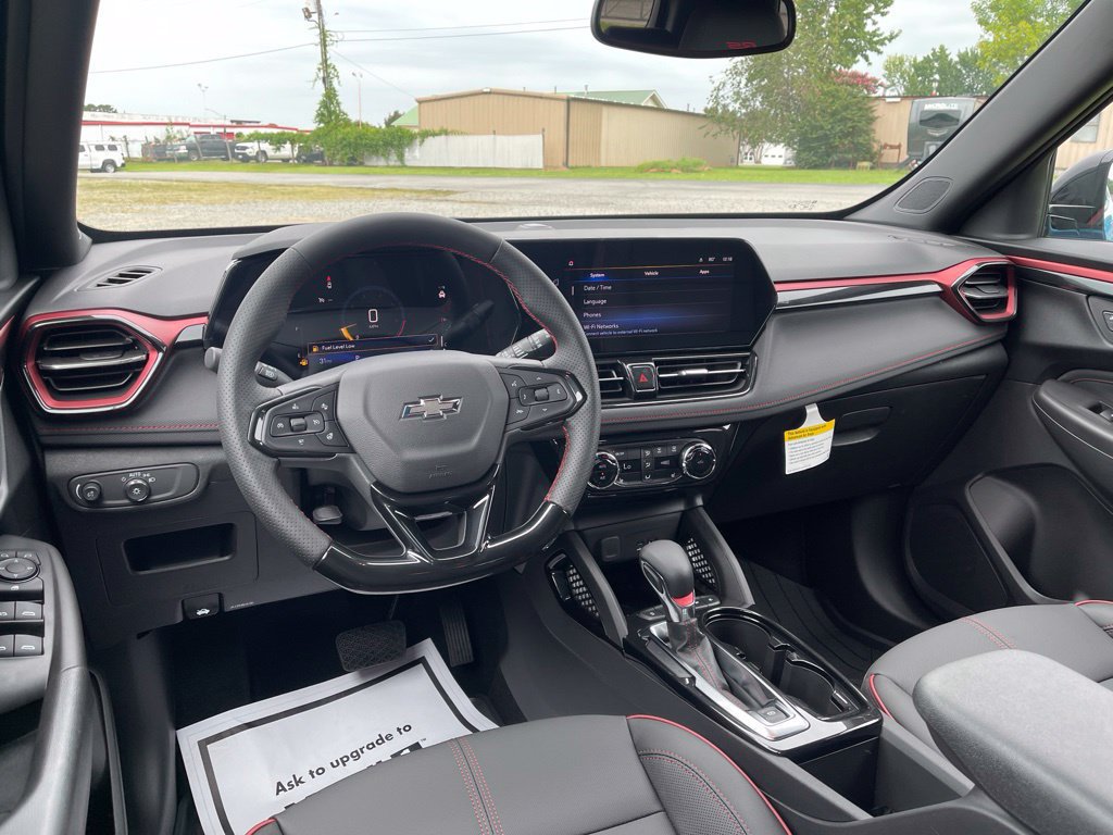 New 2026 Chevrolet TrailBlazer RS w/ Convenience Package FWD image 11