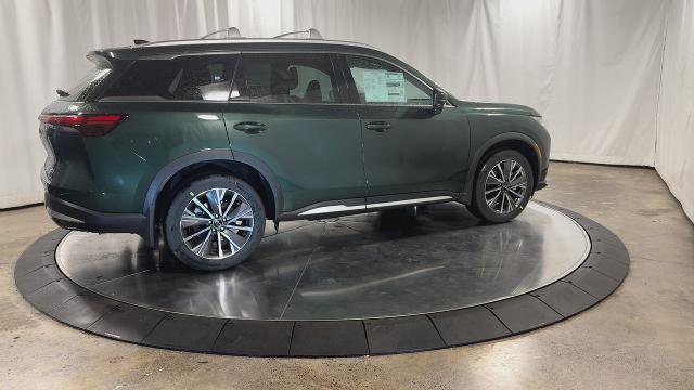 Certified 2026 INFINITI QX60 Luxe w/ Family Package AWD/4WD image 6