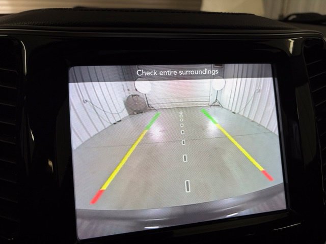 Used 2021 Jeep Cherokee Limited AWD/4WD image 22