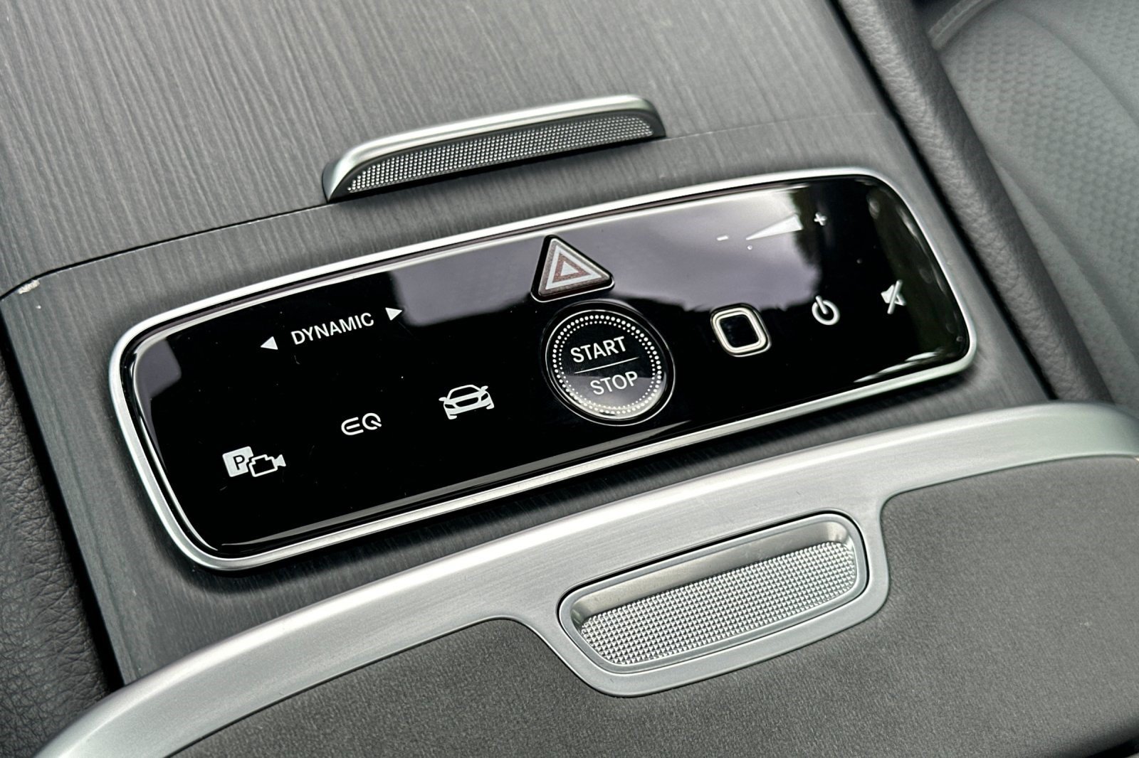Certified 2024 Mercedes-Benz EQS 450+ 4MATIC SUV image 17