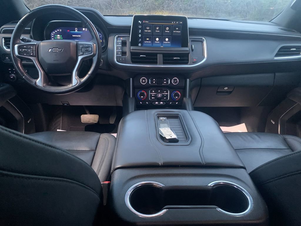 Used 2023 Chevrolet Tahoe Z71 w/ Luxury Package image 16