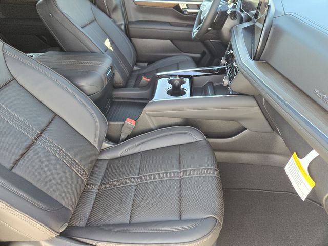 New 2026 Chevrolet Tahoe High Country w/ Sun And Tow Package image 11