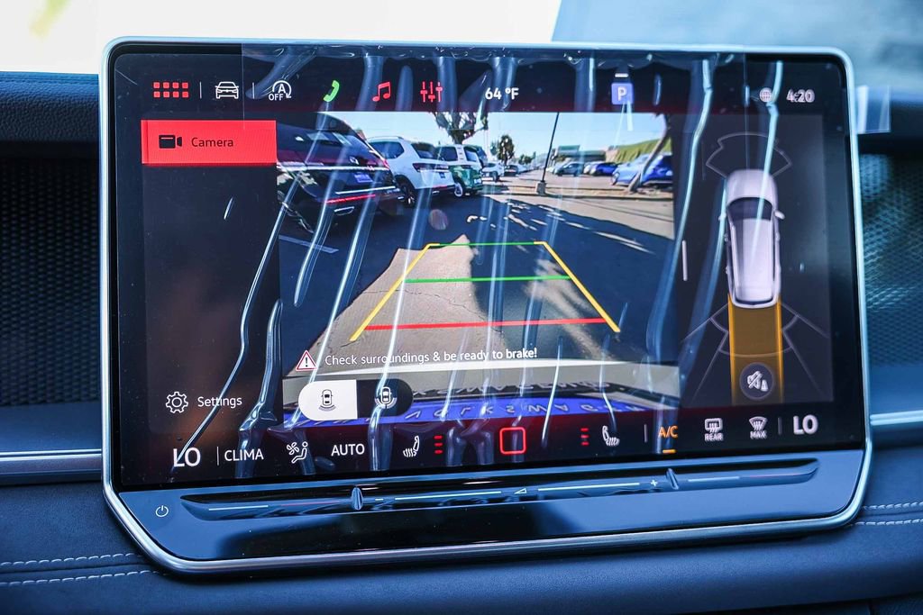 New 2026 Volkswagen Tiguan SE image 38