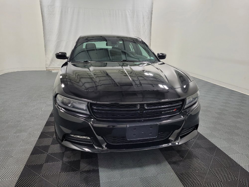 Used 2019 Dodge Charger SXT AWD/4WD image 14