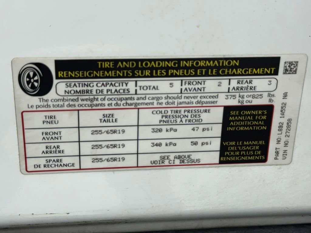 Used 2024 Land Rover Defender 110 S image 57