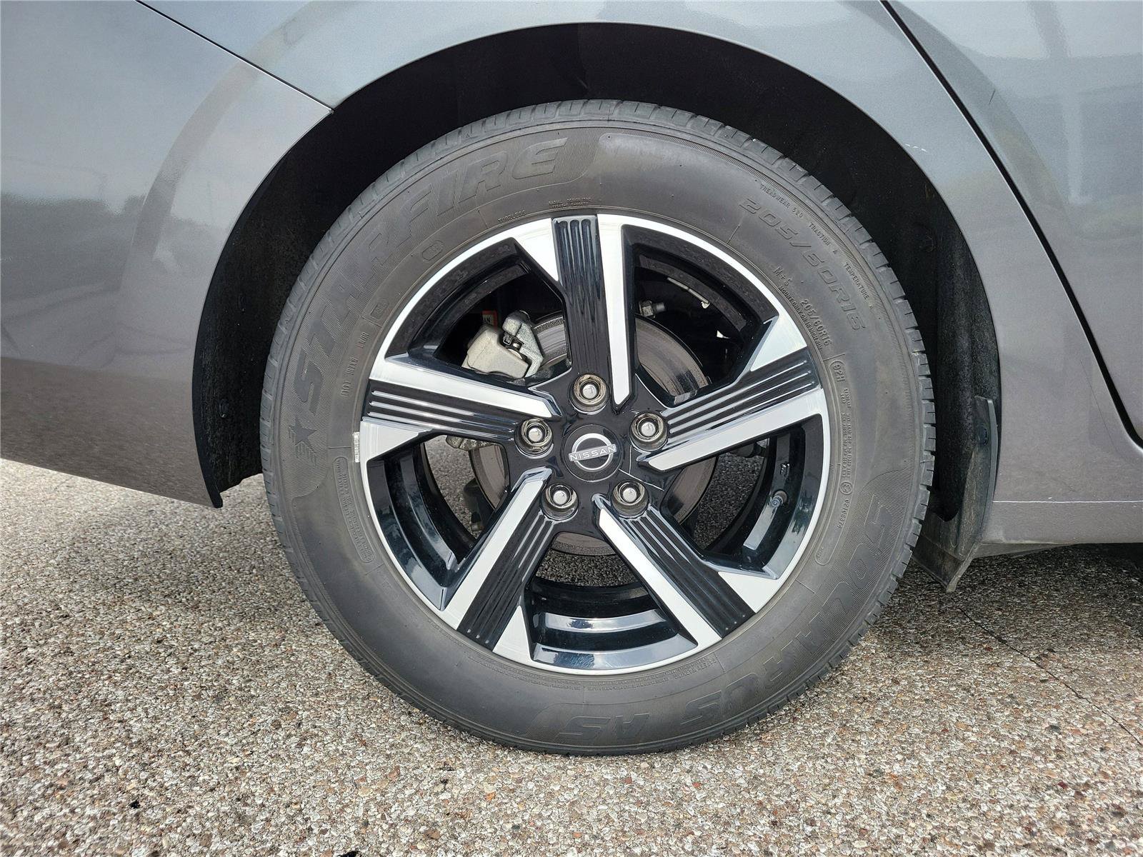 Used 2024 Nissan Sentra SV FWD image 6