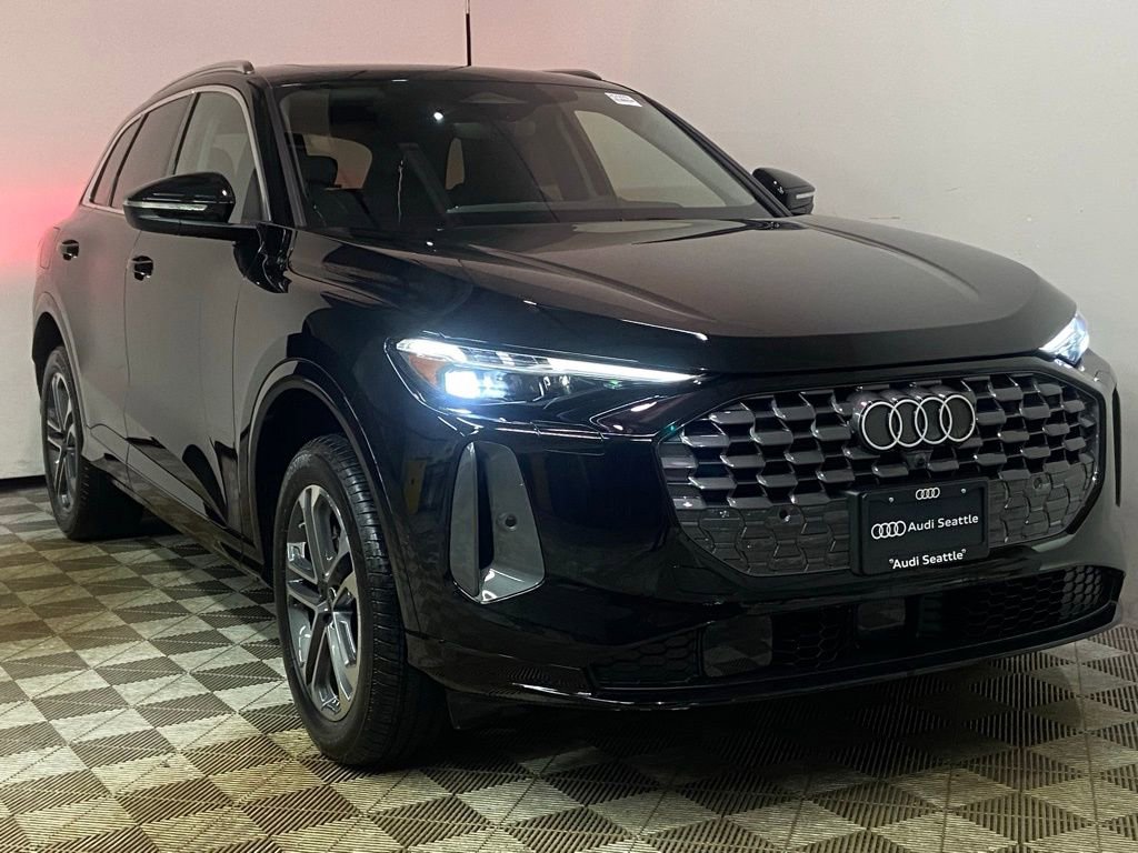 New 2025 Audi Q5 Premium Plus image 2