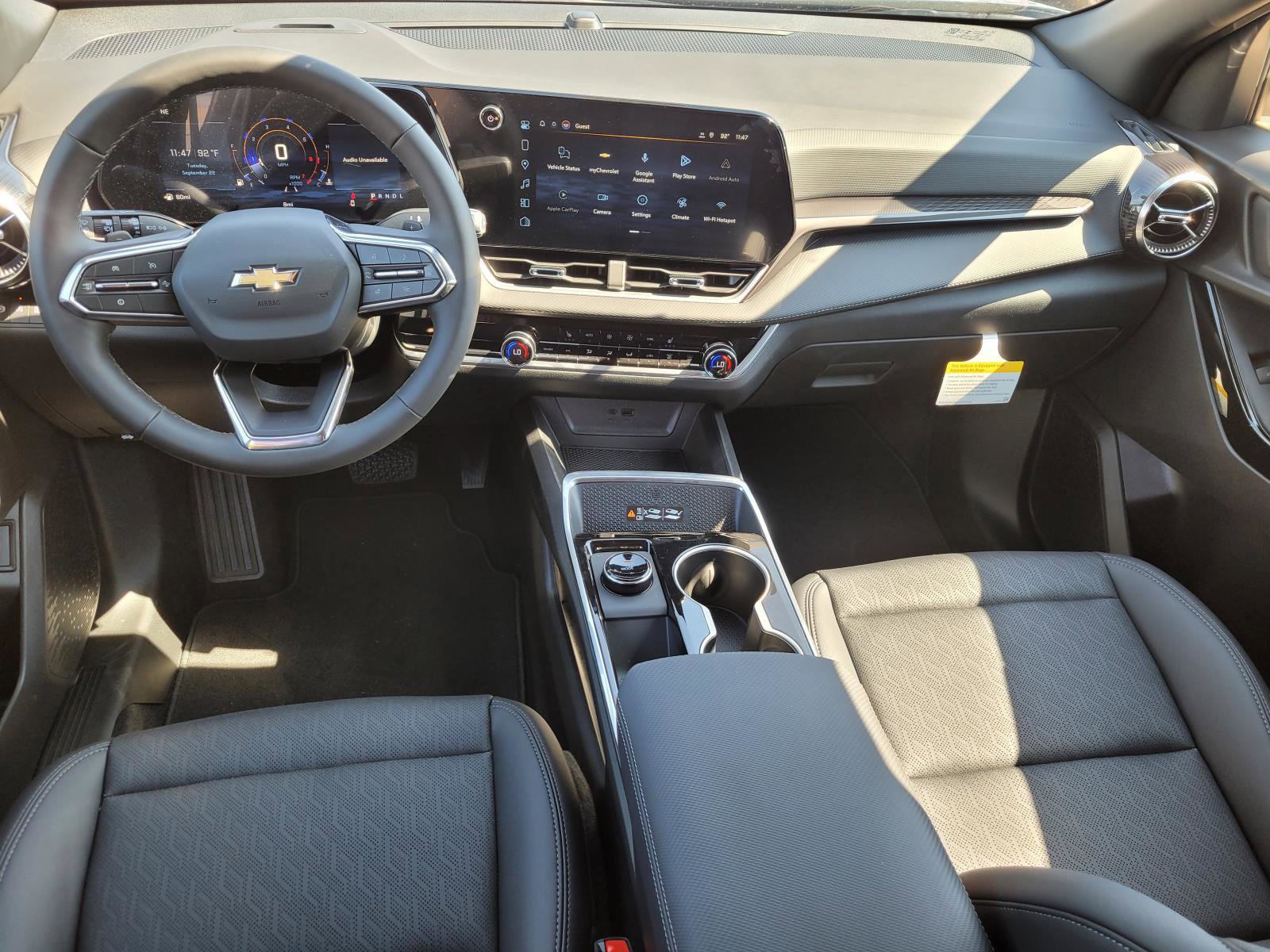 New 2027 Chevrolet Equinox LT w/ Convenience Package II FWD image 11