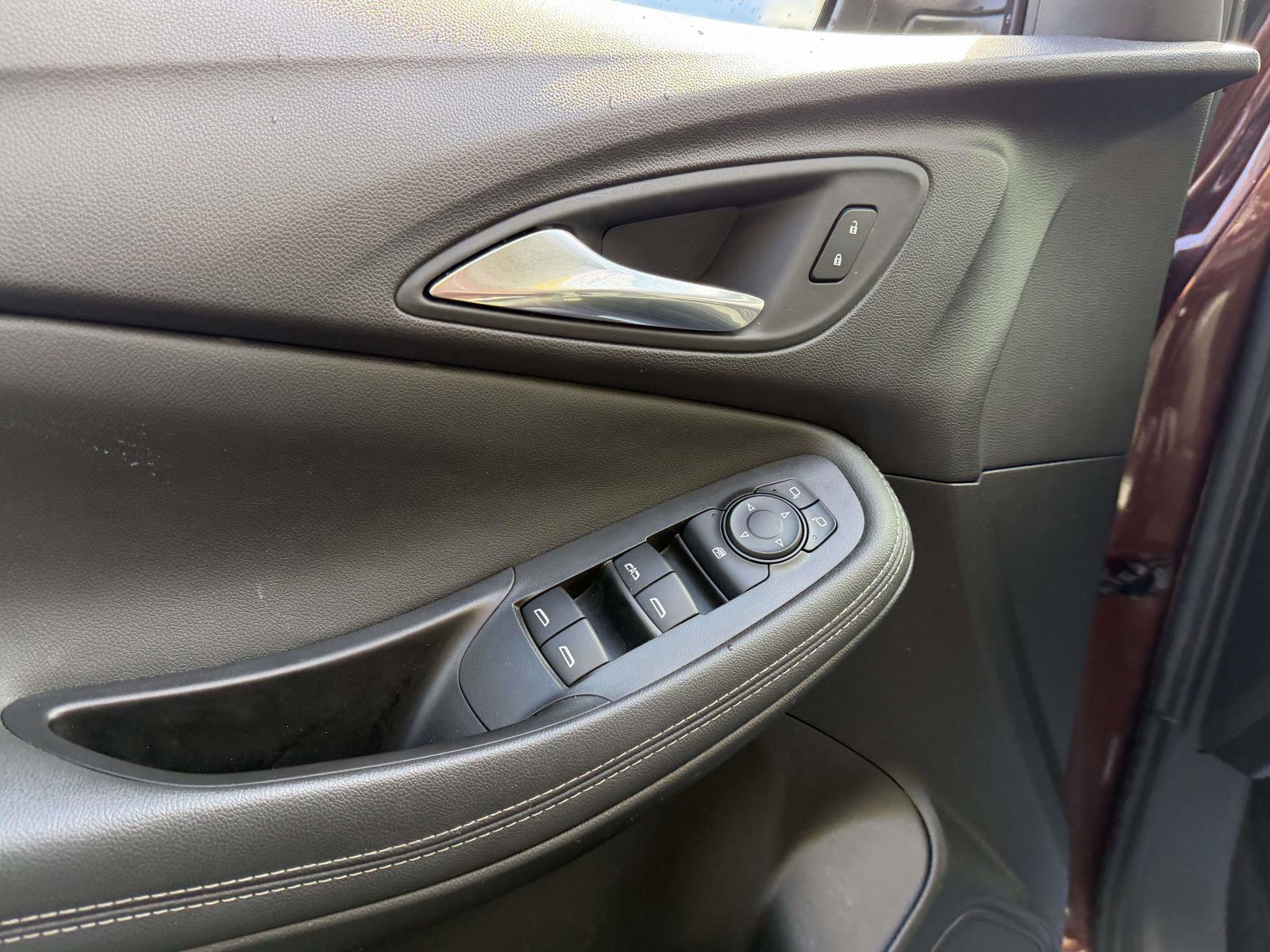 Certified 2023 Buick Encore GX Preferred FWD image 17
