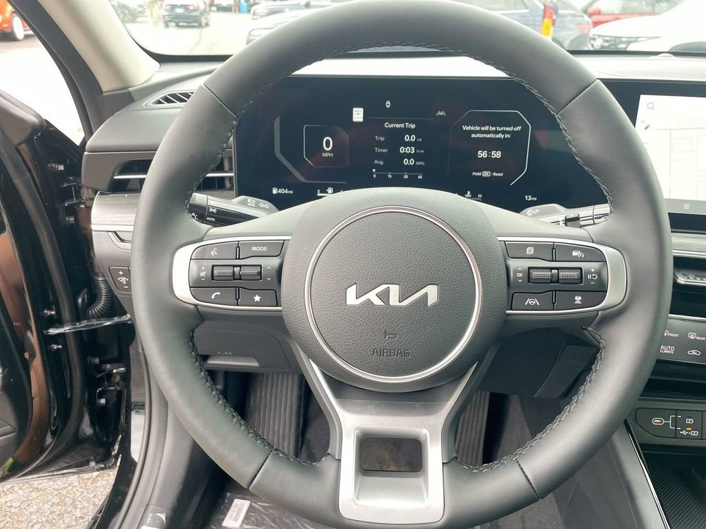 New 2025 Kia K5 EX image 38