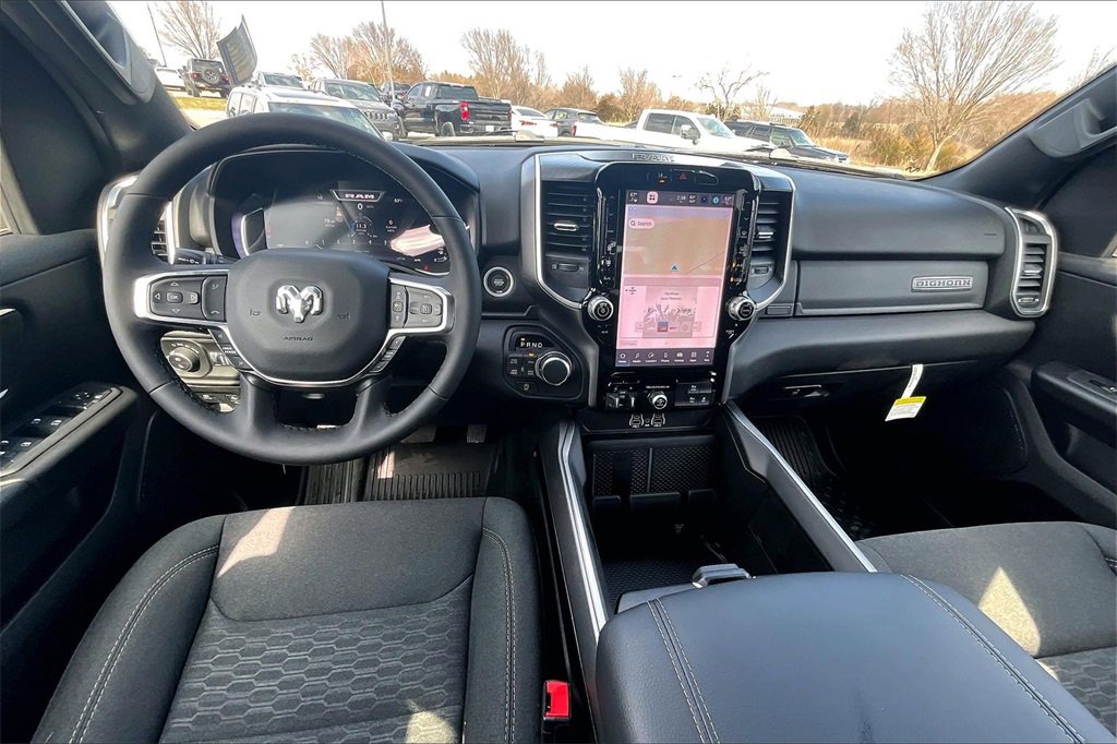 New 2026 RAM 1500 4x4 Crew Cab image 5