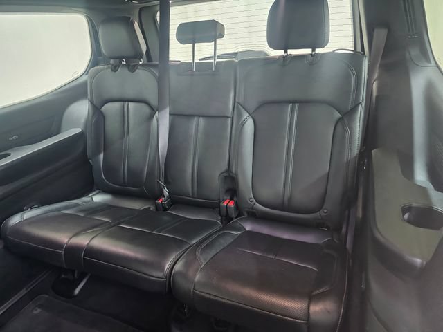 Used 2024 Jeep Wagoneer Series II AWD/4WD image 4