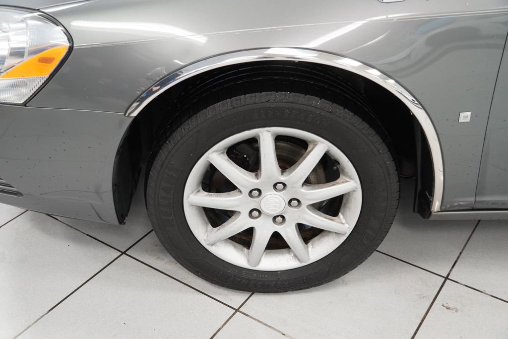 Used 2008 Buick Lucerne CXL w/ Driver Confidence Package image 18