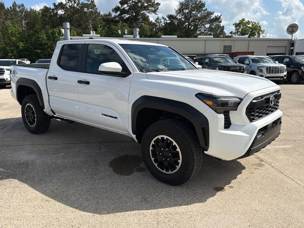 Used 2025 Toyota Tacoma TRD Off-Road AWD/4WD image 10