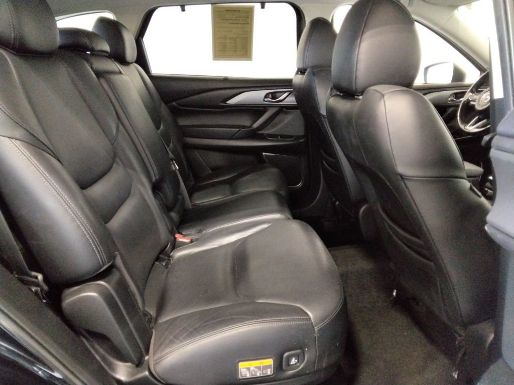 Used 2022 MAZDA CX-9 Touring w/ Touring Premium Package image 37