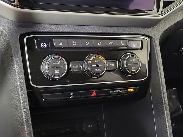 Used 2022 Volkswagen Atlas SEL R-Line AWD/4WD image 11