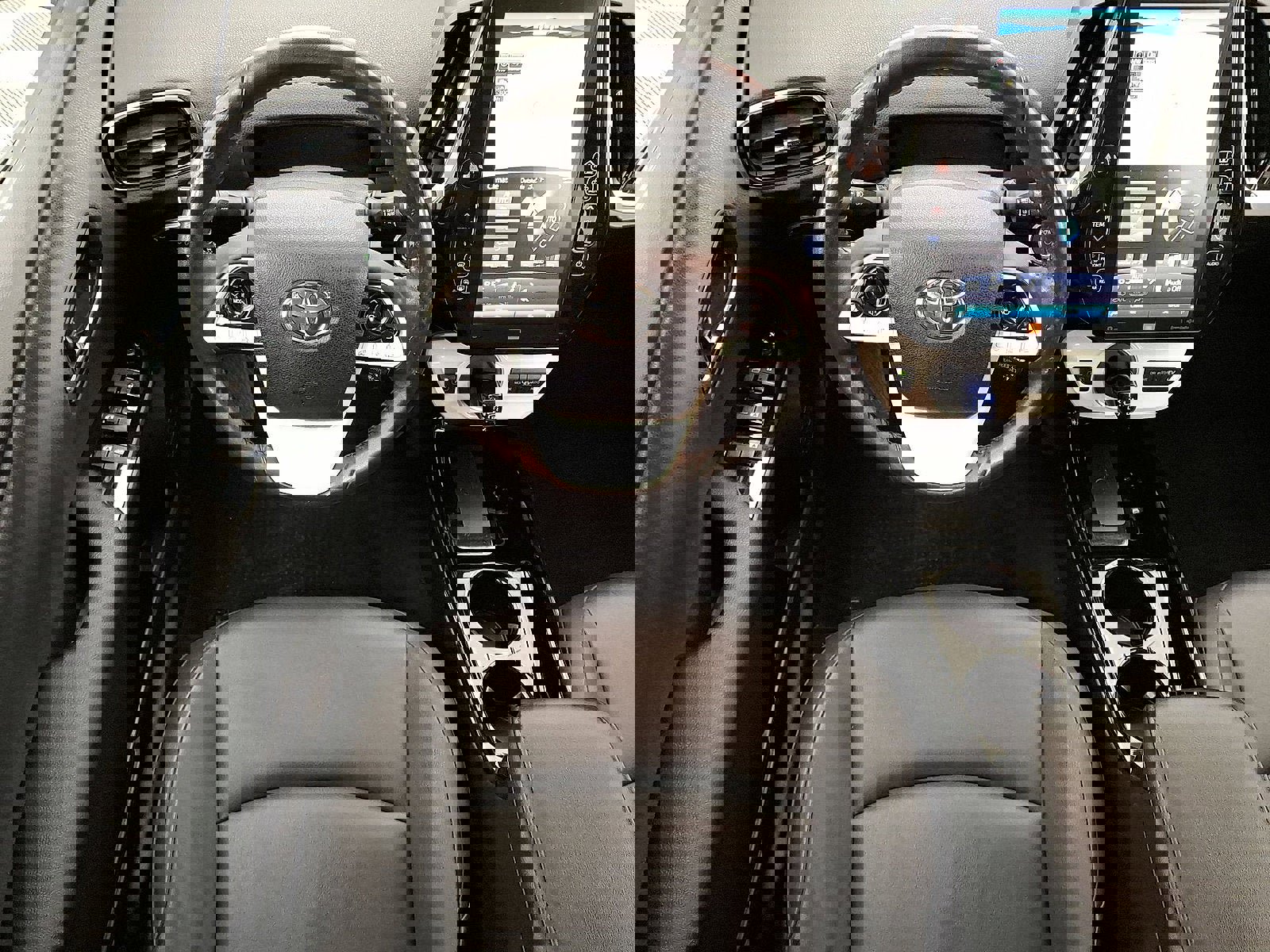 Used 2018 Toyota Prius Prime Advanced image 20