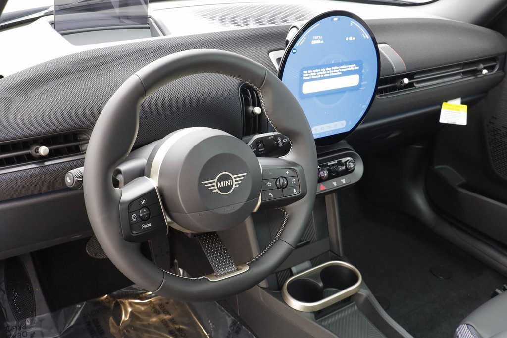 New 2026 MINI Cooper 4-Door Hardtop image 7