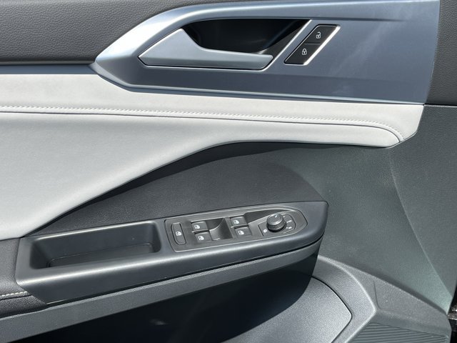 New 2026 Volkswagen Taos SE AWD/4WD image 22