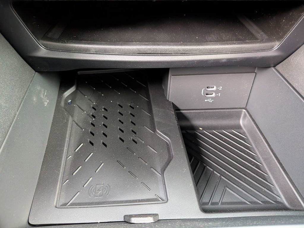 New 2026 Chrysler Pacifica Limited image 35