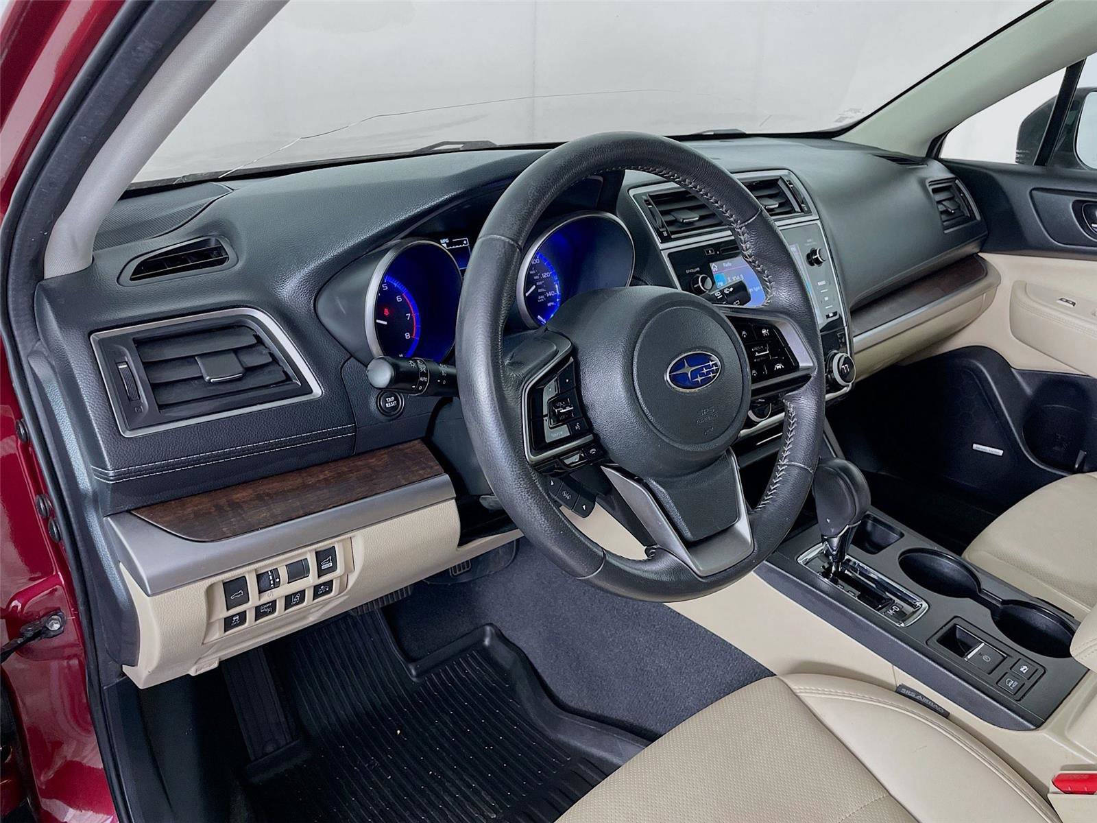 Used 2019 Subaru Outback 2.5i Limited AWD/4WD image 12